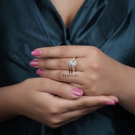 Round Cut Moissanite Diamond