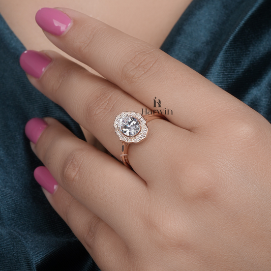 Oval Cut Moissanite Engagement Ring