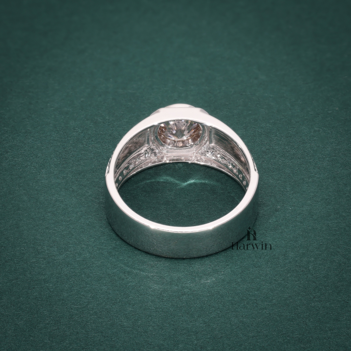 1.49 Ct Men's Moissanite Engagement Ring