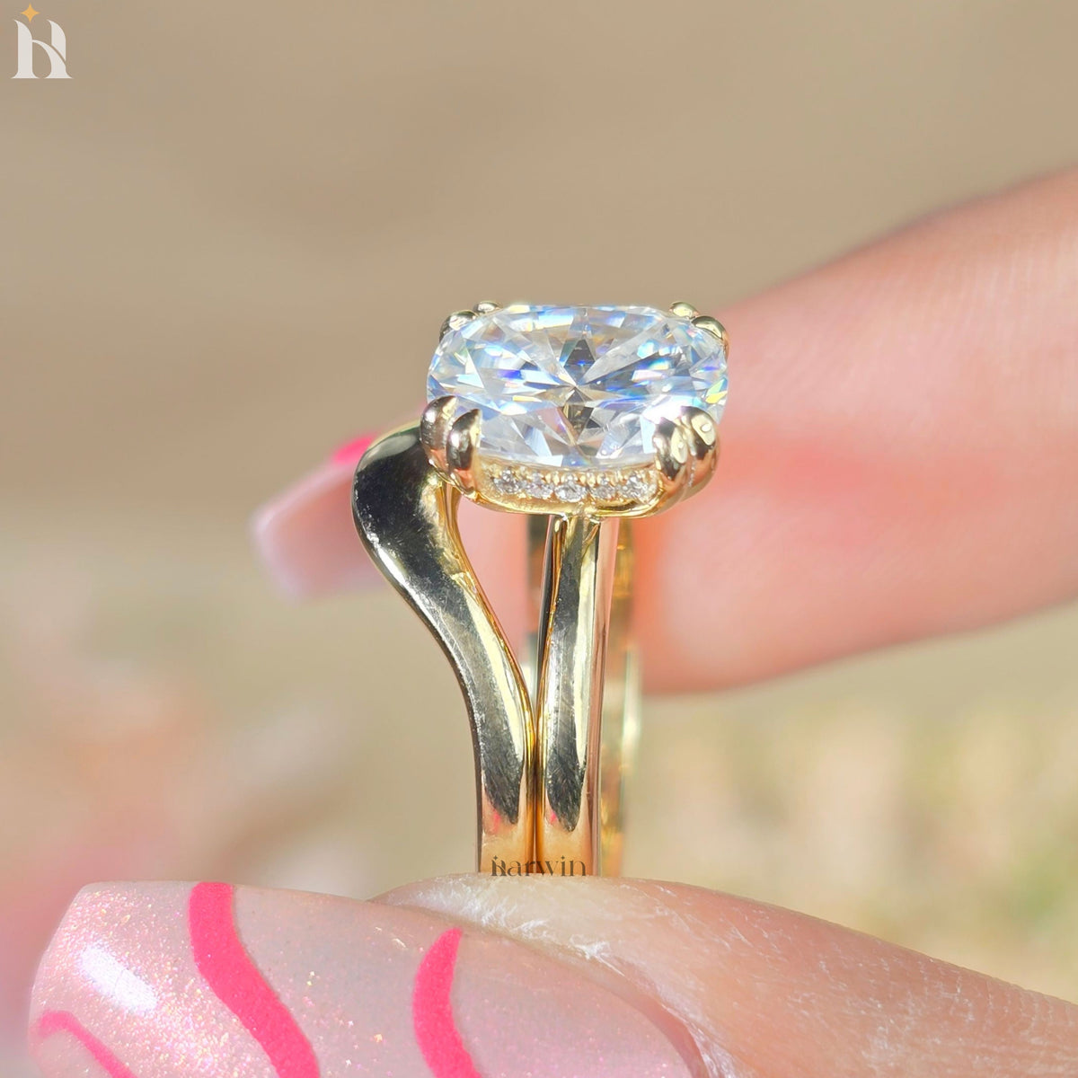 3.50 CT Antique Cushion Cut Moissanite Bridal Set With Thick Curved Gold Band