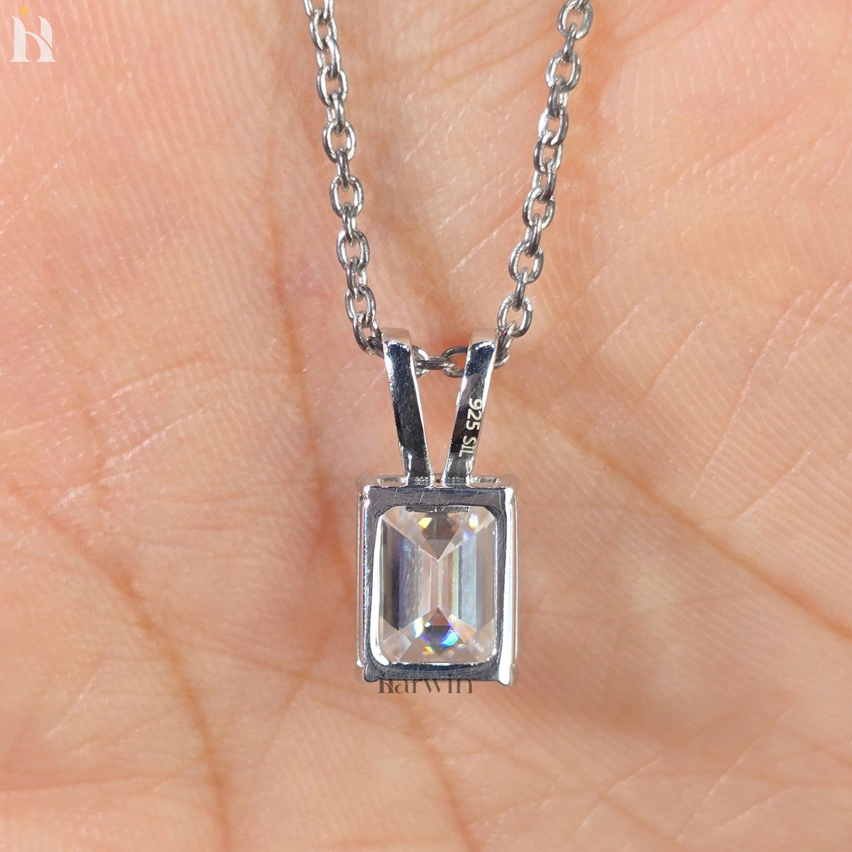 2.5CT Emerald Cut Pendant Necklace For Women Gifted Item For Her